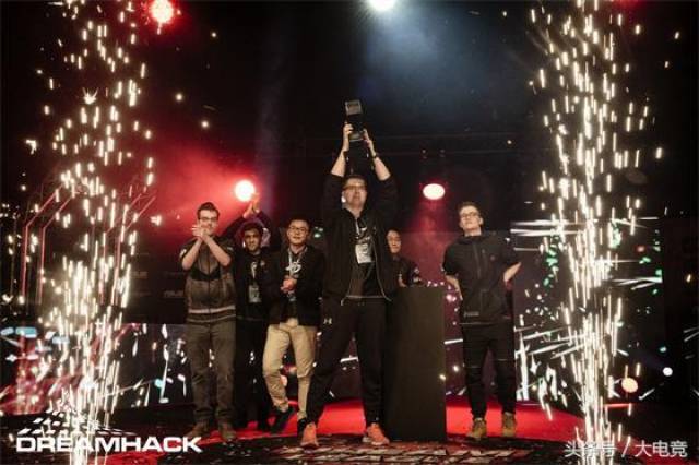 龙头企业共 龙头企业共